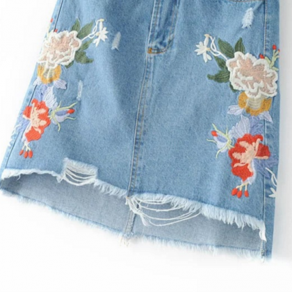 Floral Embroidered High Rise Distressed Denim..