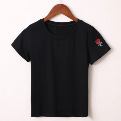 Rose Embroidered Crew Neck Short Sleeved Tee