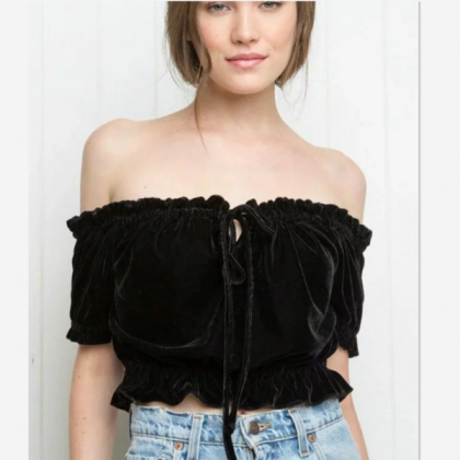 Ruffled Off-the-shoulder Short Sleeved Cropped Top