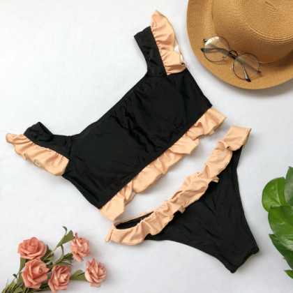 The Solid Color Fission Swimsuit Sleeve Lotus Leaf..