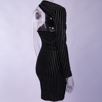 Style One-shoulder Dress Skirt Drilling..