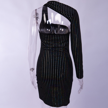 Style One-shoulder Dress Skirt Drilling..