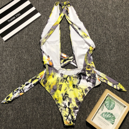 2019 Explosion Bikini Bikini One-piece Swimsuit..