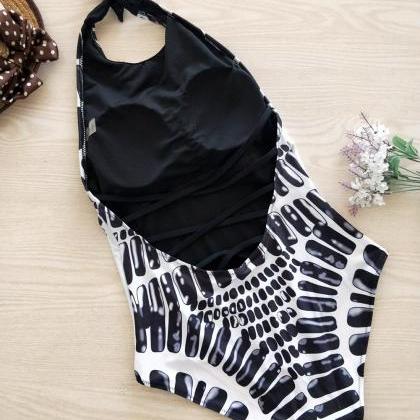 Sexy One-piece Swimsuit Lace-up Low-neck Skinny..