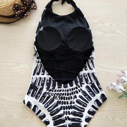 Sexy One-piece Swimsuit Lace-up Low-neck Skinny..