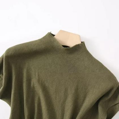 Semi-turtleneck Short-sleeved Knit Top