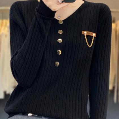 V-neck Long Sleeve Brooch With Foreign Style Loose..