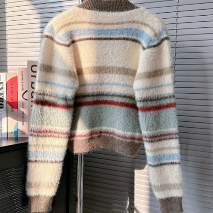 Slouchy Advanced Look Super Nice Striped Knit..
