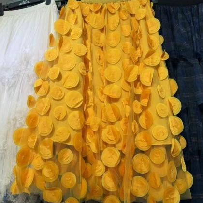 Heavy Three-dimensional Flower Mesh A-line Skirt..