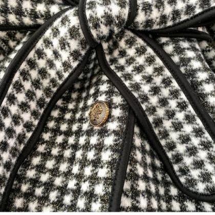Navy Collar Loose Waist Woolen Coat Design Sense..