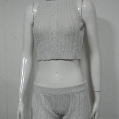 Fashion Two Piece Sweater Suit Show Body