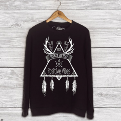 Round Neck Long-sleeved Letter Printed Sweater..