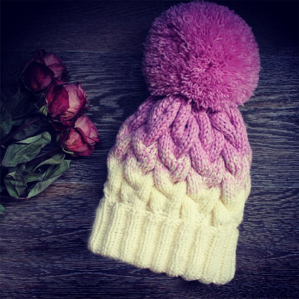 The Autumn And Winter Women Knitted Wool Cap..