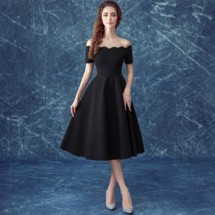 Black Dress Small Formal Attire Of A Word Shoulder..