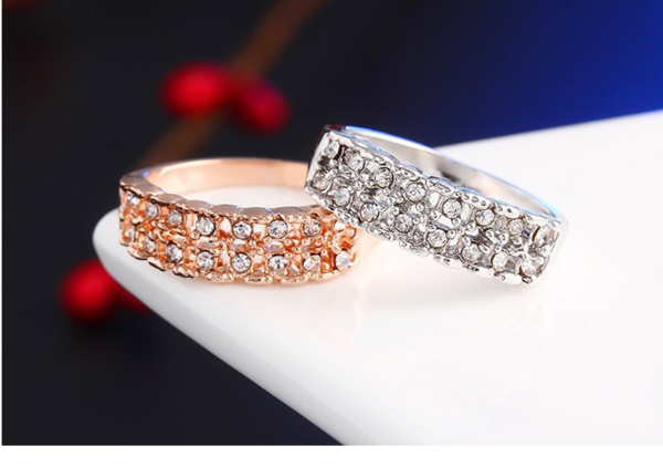Explosive Fashion Zirconia Electroplated Simple Full Diamond Crystal Zircon Ring Wedding Ring Allergy