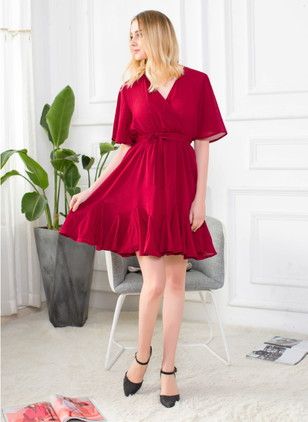 Short Sleeved Solid Color Dress With Elastic Belt And Chiffon Pleated Skirt