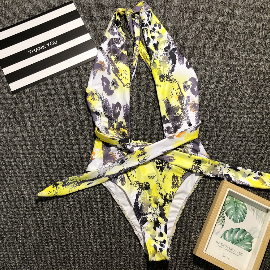 2019 Explosion Bikini Bikini One-piece Swimsuit Hanging Neck Leopard One-piece Swimsuit