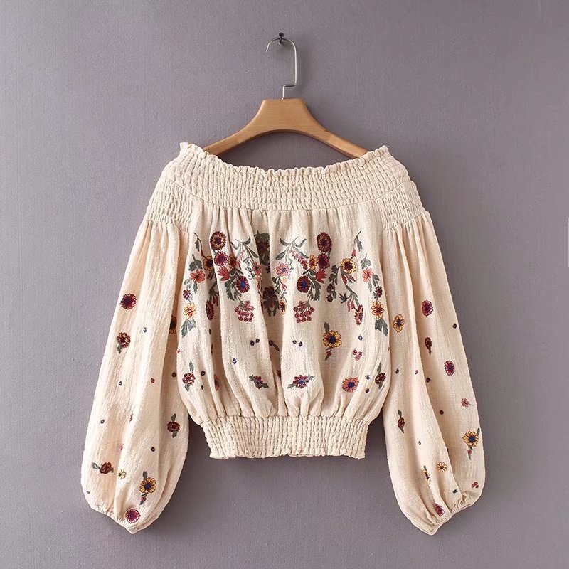 Spring And Summer Women's Wholesale Holiday Style Off-shoulder Embroidery Top