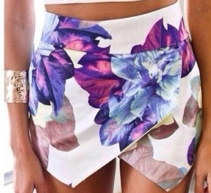 In 2014, the latest irregualr printed shorts