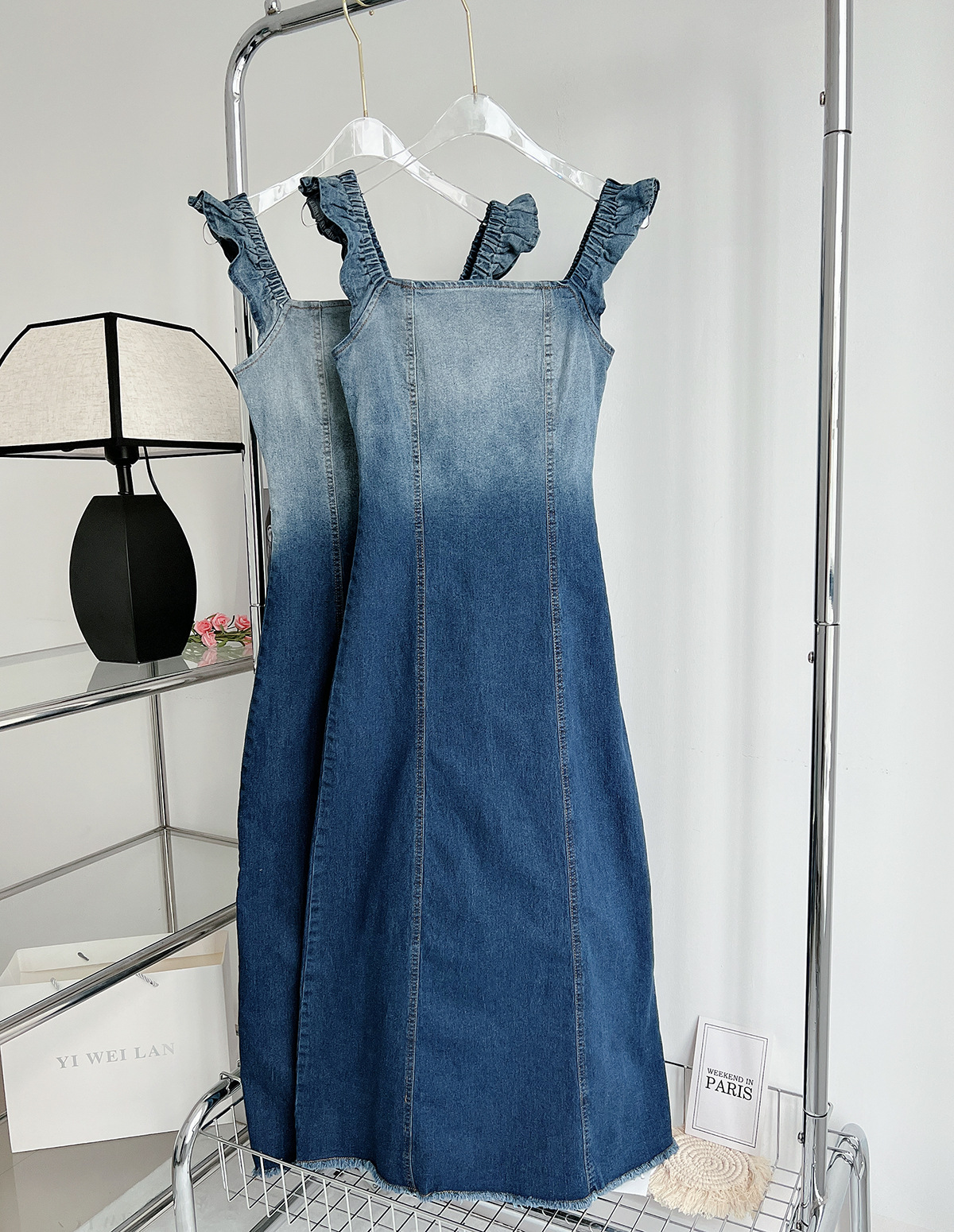 Simple All-in-one Denim Gradient Small Fly Sleeve Furred Dress