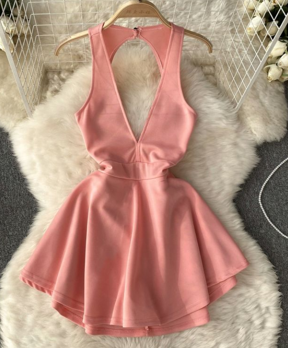 Deep V-neck Sleeveless Sexy Halter Halter Peplum Dress