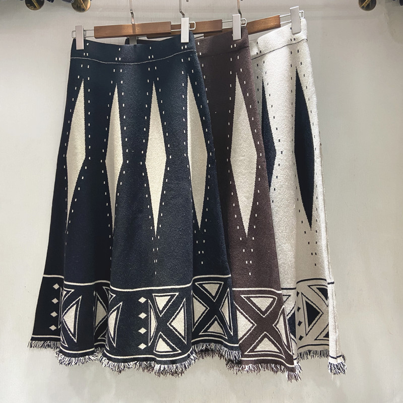 Fringe Knitted Skirt Women's High-waisted Vintage Skirt With Large Swing Slimming Famous Style Printed Wool Skirt