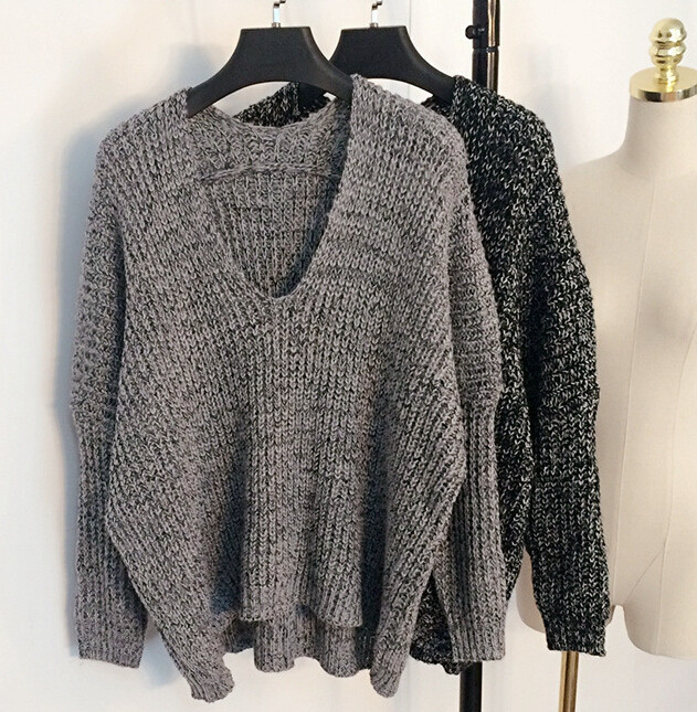 Deep V Fashion Sweater on Luulla