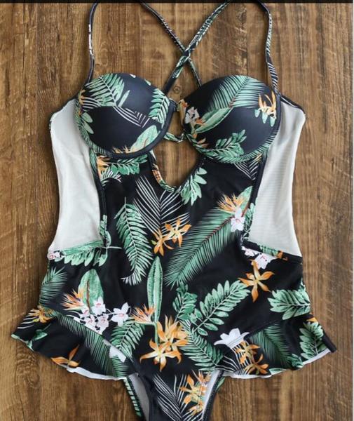 2017 Tropical Peplum One Piece Swimsuit Women Swimsuit Green Leaf Floral Cut Out Monokini Ruffled Bathing Suit Maillot