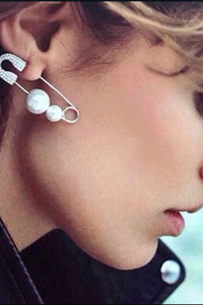Retro exaggerated fashion full diamond earrings diamond punk dagger earrings
