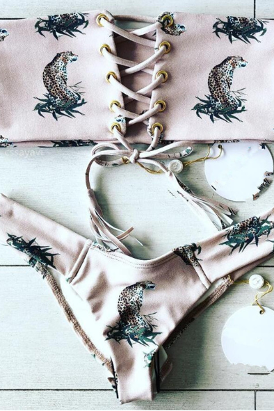 The new leopard print bikini swimsuit bind a strapless fission swimsuit