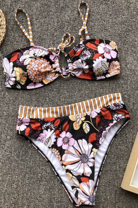 2019 Ms. Split Bikini Sexy Bandage Print Swimwear Swimwear