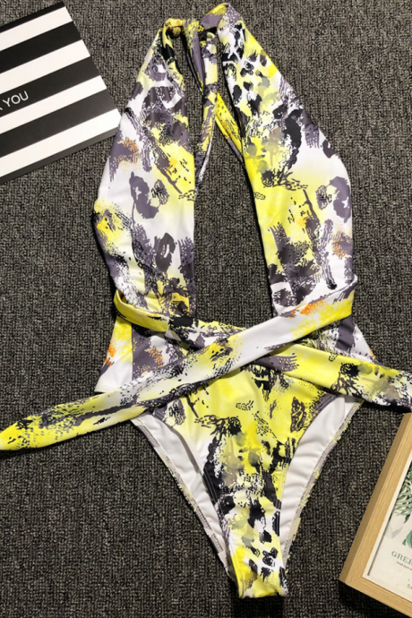 2019 Explosion Bikini Bikini One-piece Swimsuit Hanging Neck Leopard One-piece Swimsuit