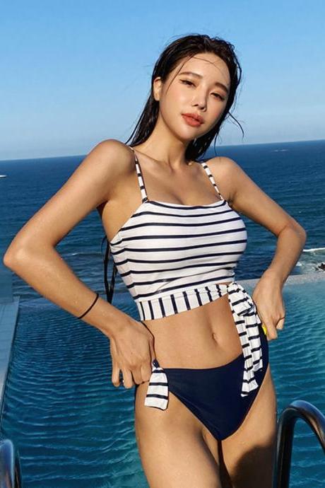 Simple Bikini Sexy Shoulders And Small Chest Gathered Stripes Are Thin Split Vacation Swimsuit Swimwear