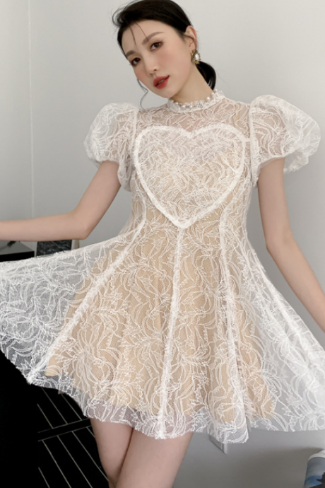 Love Bubble Sleeve Small Dress Lace Dress Women's Sense Of Design Small Slim Big Swing Skirt
