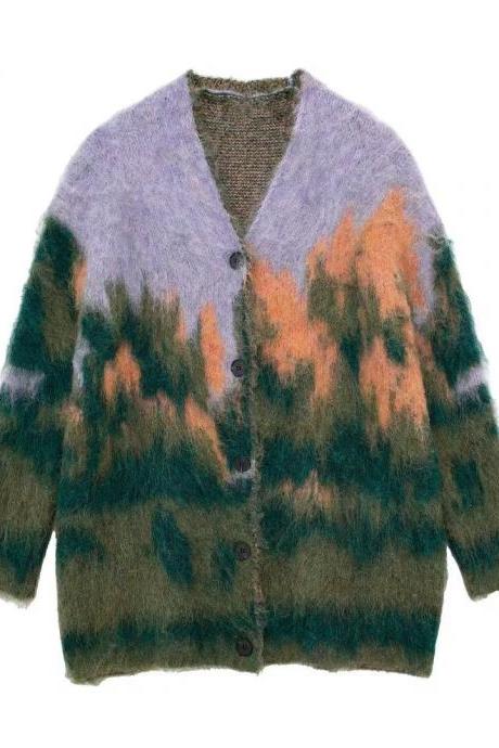 Winter Fashion Temperament V-neck Long Sleeve Loose Print Knit Cardigan Woman