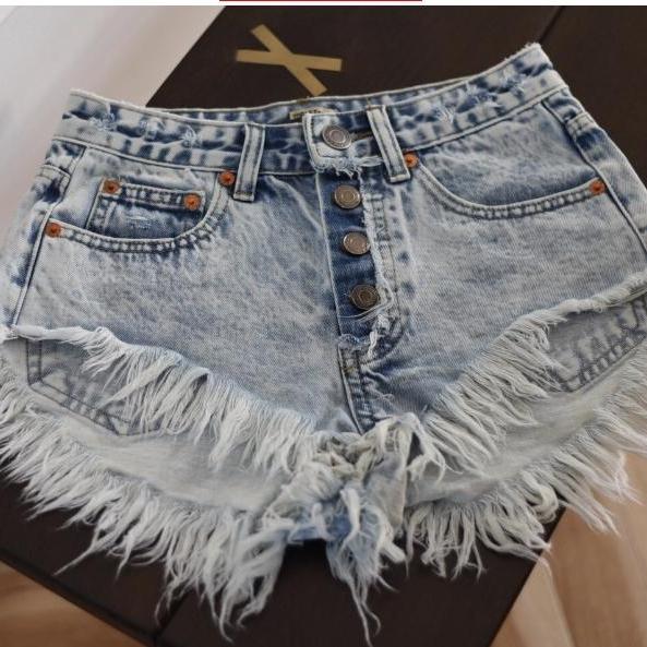 Summer high waisted button worn and washed snowflake women's denim shorts