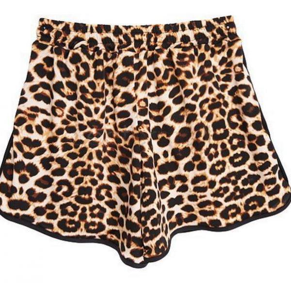 Hot Leopard Shorts