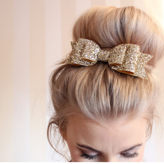 Large Size Gold Bow Hair H..